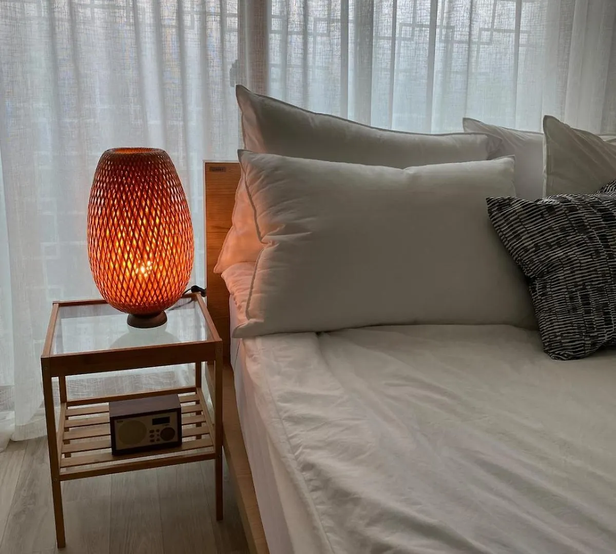 Guest house 10 Minutes To Gil Hospital, Terminal Station, And Munhak Stadium! 'Sosodam', A Stylish Accommodation In The Traders Shopping Area Incheon